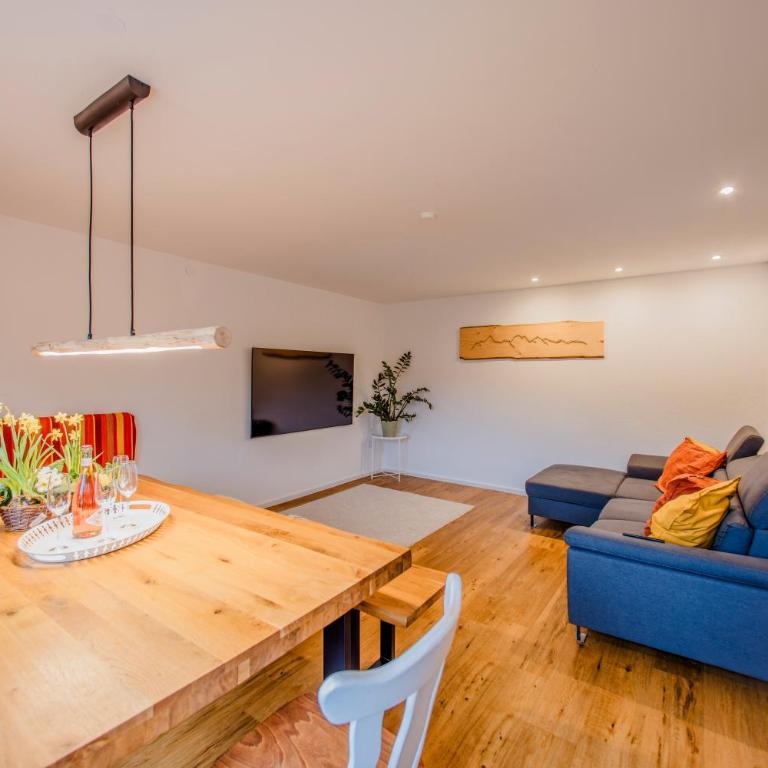 Ferienhaus am Berg - Apartment mit Terrasse - 36