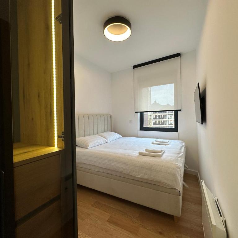 Square Luxe Residences - Two-Bedroom Apartment - 13
