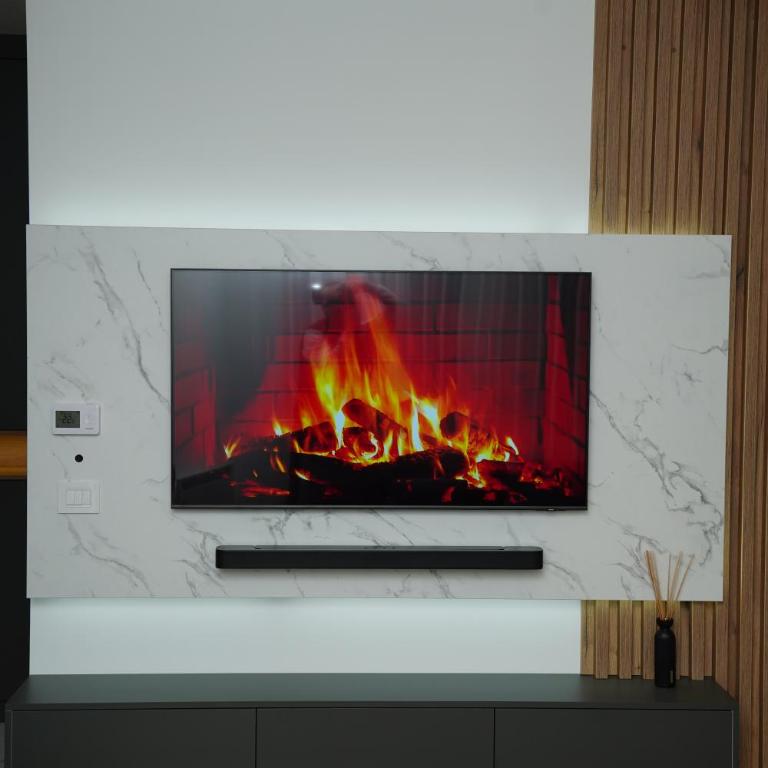 Square Luxe Residences - Two-Bedroom Apartment - 4