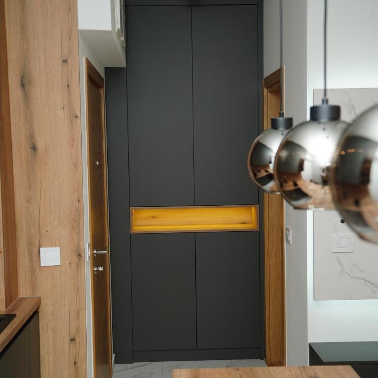 Square Luxe Residences - Two-Bedroom Apartment - 8
