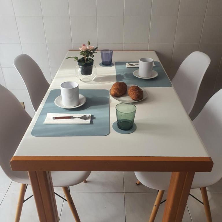 Easy Life Venice - Two-Bedroom Apartment with Balcony and Terrace - 2