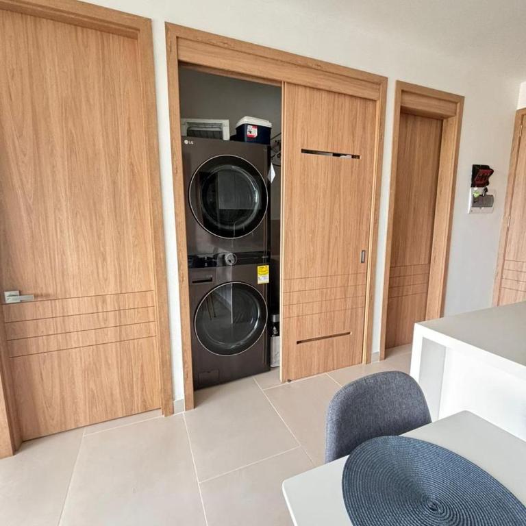 Apartamento con piscina, playa y cerca aeropuerto de Cartagena - Apartamento de 2 dormitorios - 24