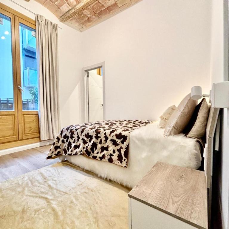 Piso en gracia de 3 habitaciones dobles suits - Three-Bedroom Premium Apartment - 11