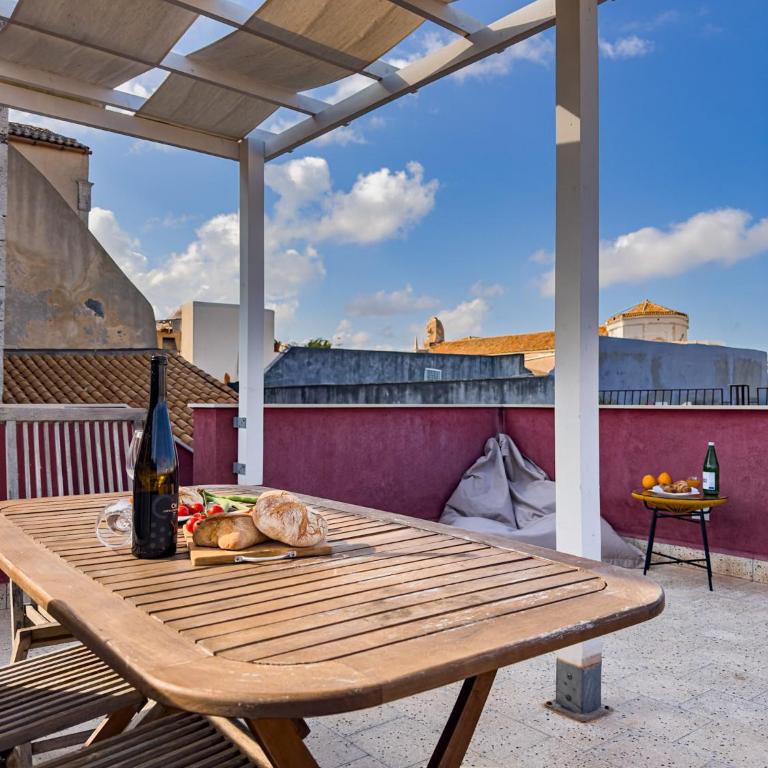 Maison Rouge Ortigia - Two-Bedroom House with Terrace - 2