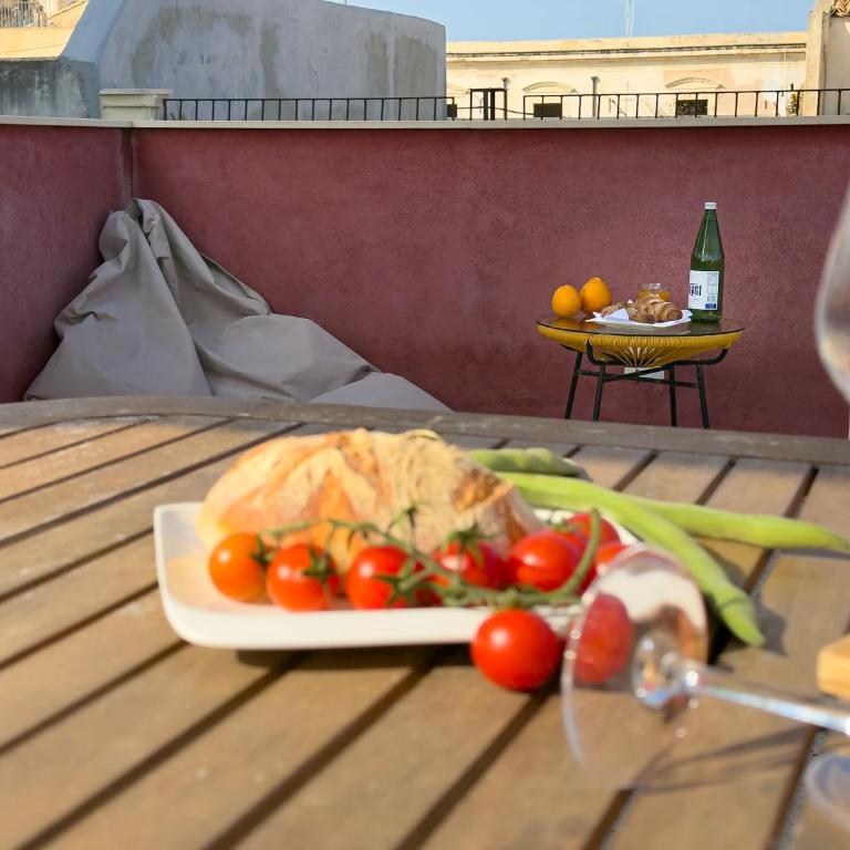 Maison Rouge Ortigia - Two-Bedroom House with Terrace - 48