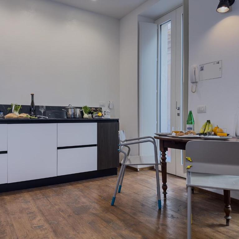 Maison Rouge Ortigia - One-Bedroom House - 23