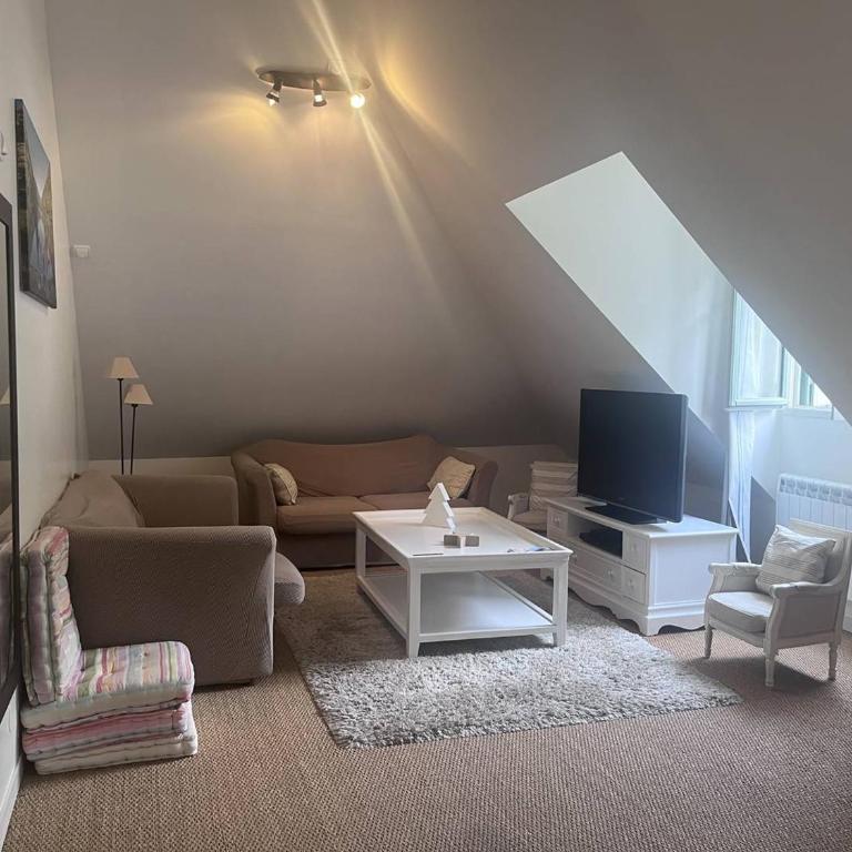 Appartement spacieux au centre de Cauterets, 6 pers., skis et parking - FR-1-812-46 - Appartement - 1