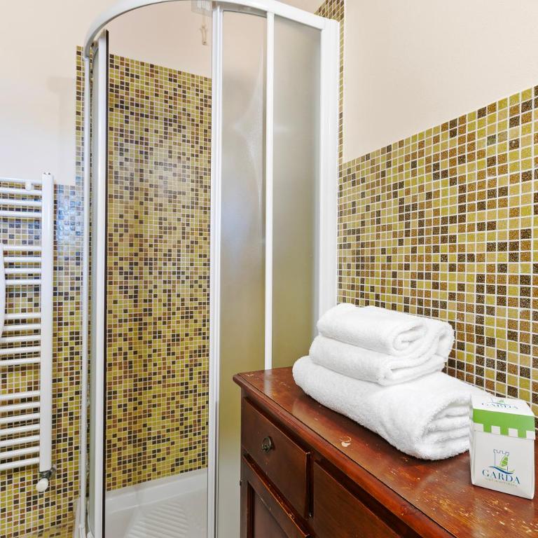 Agriturismo Cascina Crocelle - Lake View and Heated Pool - Apartment with Shared terrace - 11