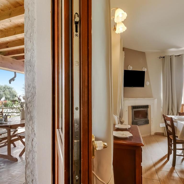 Agriturismo Cascina Crocelle - Lake View and Heated Pool - Appartamento con 1 Camera da Letto e Terrazza - 16