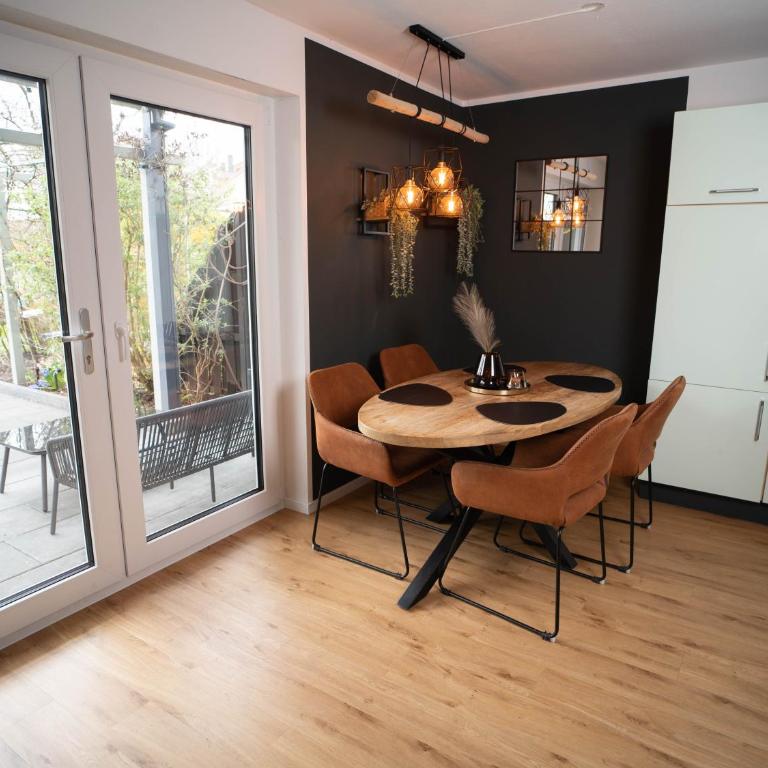 MOREHOME Sonnenterrasse & Heimkino Switch 2 - Apartment mit 2 Schlafzimmern - 12