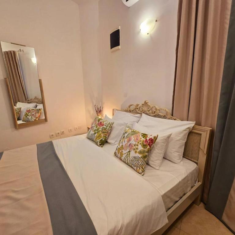 Apartments Kotor Old Town - Small Double Room - 7