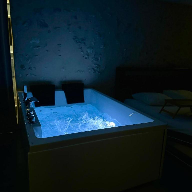 Love Queen SPA DÉTENTE - Appartement 1 Chambre - 3