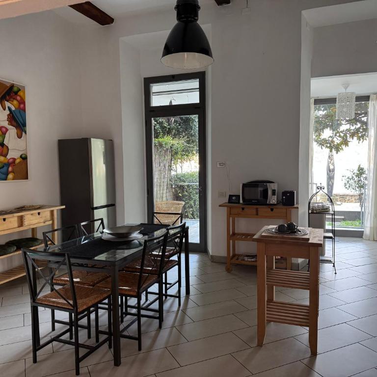 Rest and Relax Arona - On the lake - Appartamento con 1 Camera da Letto - 14