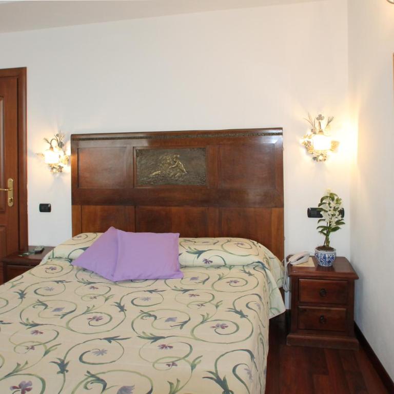 Hotel Centrale Bellagio - Camera Matrimoniale/Doppia con Letti Singoli - 11