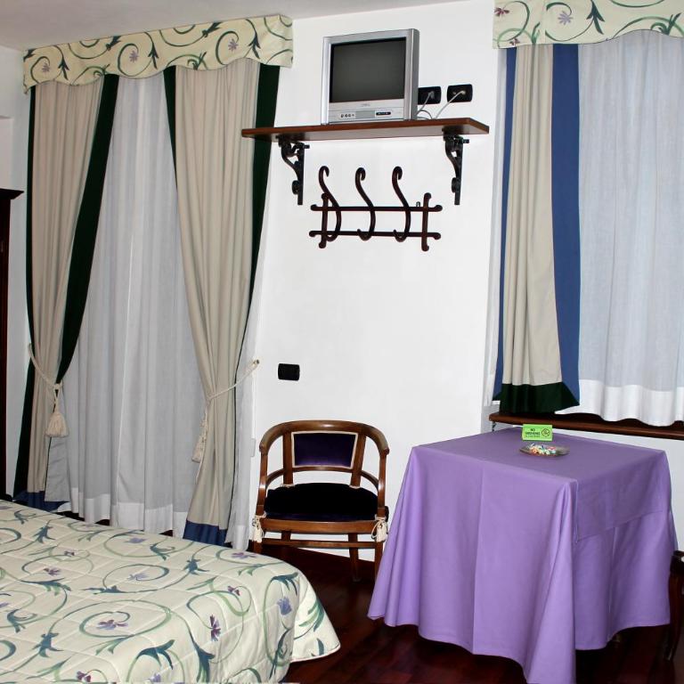Hotel Centrale Bellagio - Camera Matrimoniale/Doppia con Letti Singoli - 12