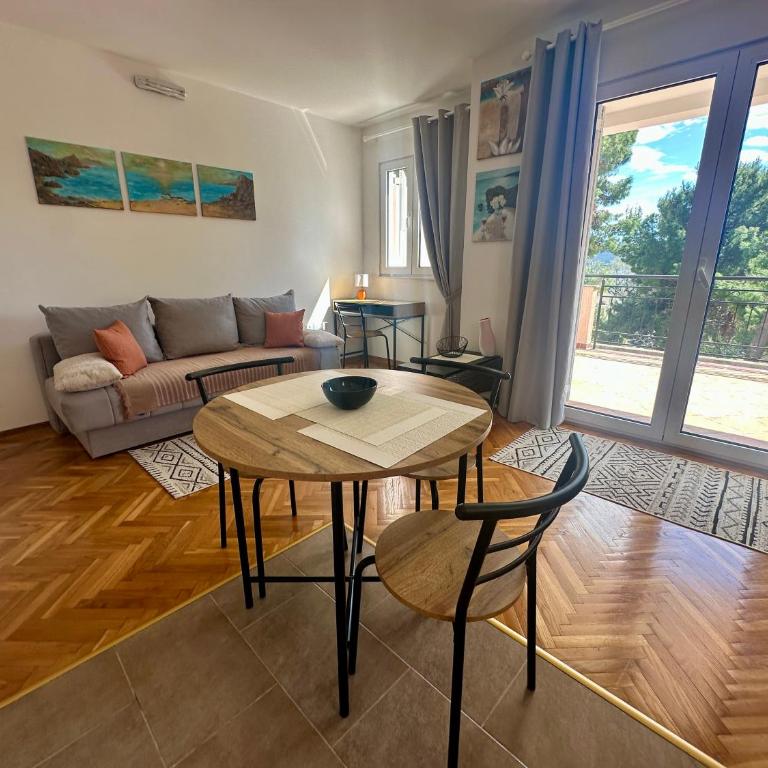 Forest Window 1 Petrovac - Apartment with Terrace - 10