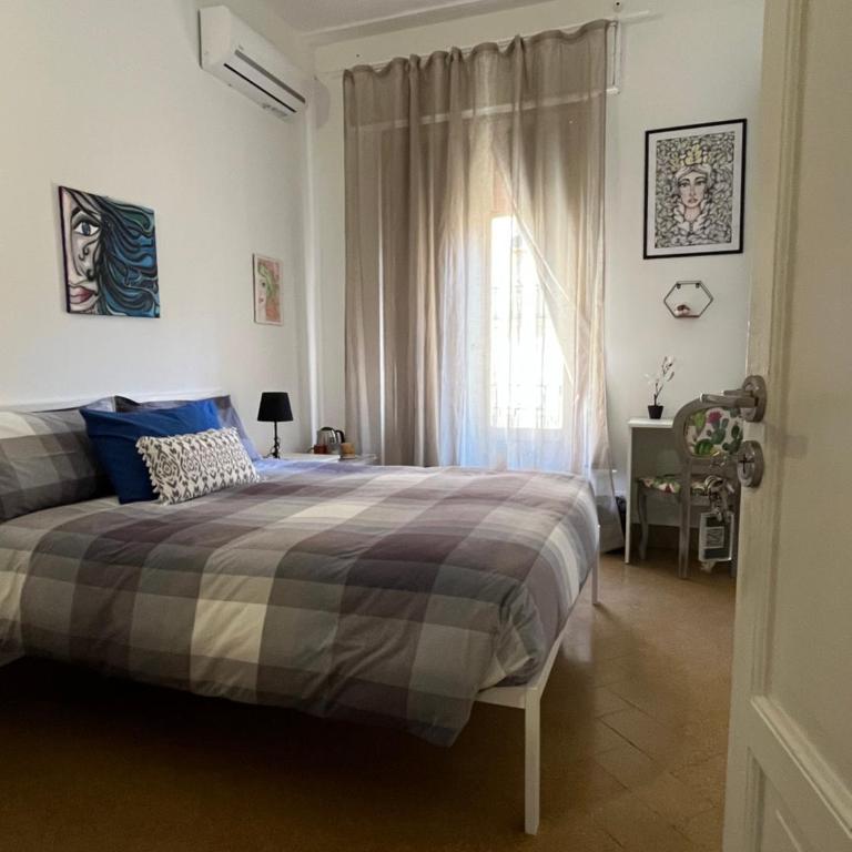 Donizetti 19 - Double Room with Private External Bathroom - 3