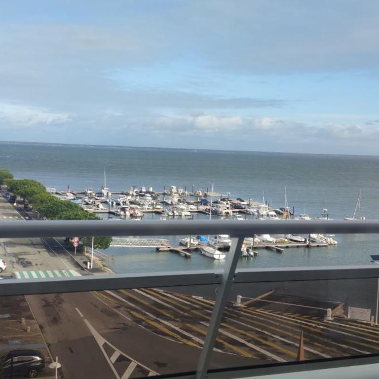 L'Ancre d'Or Arcachon Port - Vue Exceptionnelle - Plage à 2 min - Parking - Two-Bedroom Apartment - 31
