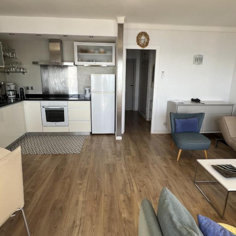 Apartamento vista mar y parking en Roses AV-27 - Two-Bedroom Apartment - 16