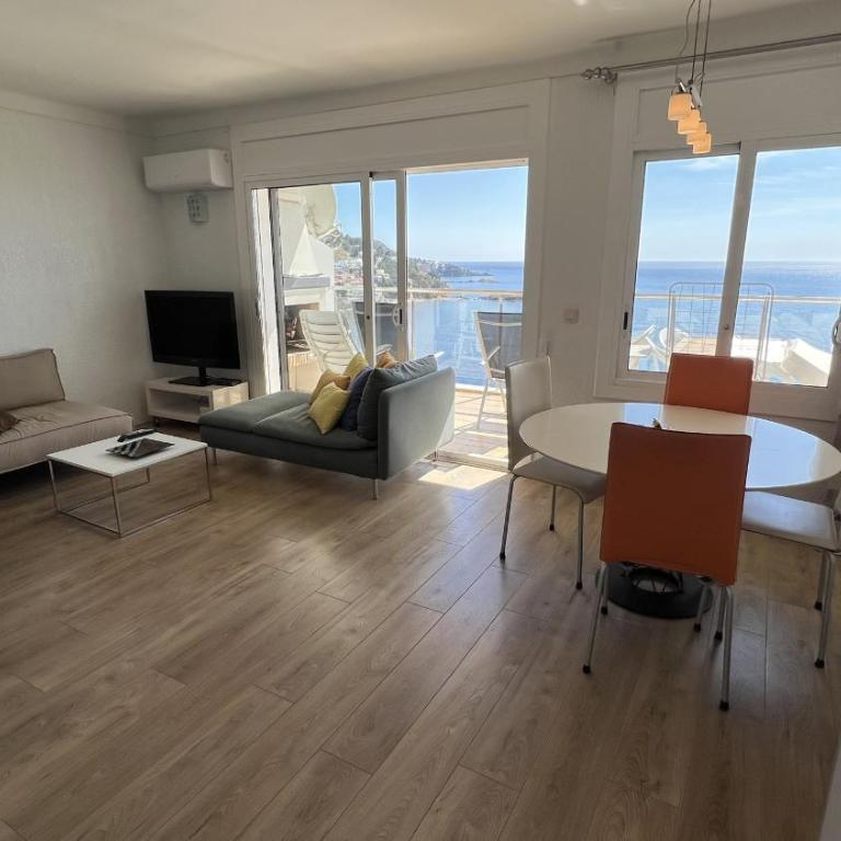 Apartamento vista mar y parking en Roses AV-27 - Two-Bedroom Apartment - 19
