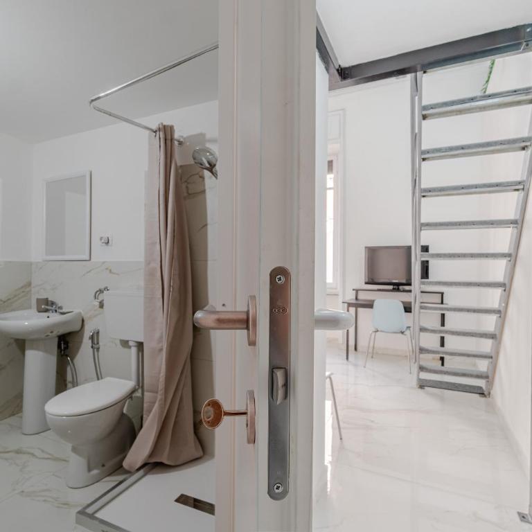 GuestHost - Comfortable Studio Apartments Crocetta - Turin - Monolocale - 7