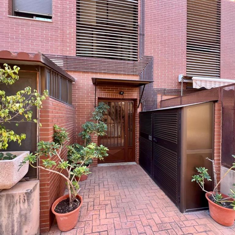 Urban Retreat with Views & Terrace - Apartamento de 2 dormitorios - 36