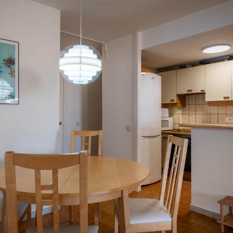 AT139 Els Pins, 1ra línea de la playa, piscina, airco, - Apartamento de 2 dormitorios - 8