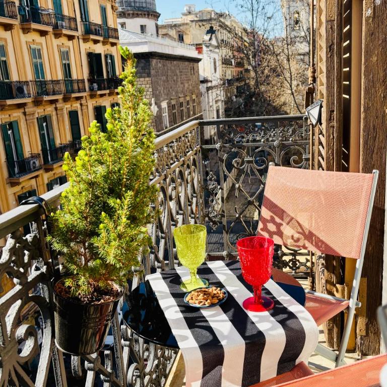Voglia 'e turnà - Camera Queen con Balcone - 26