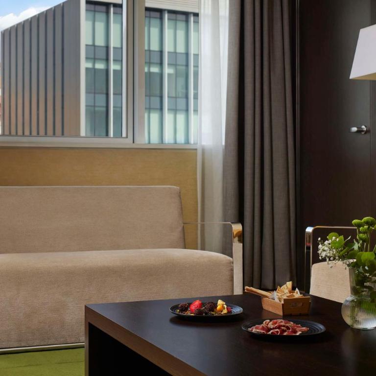 NH Madrid Ribera del Manzanares - Junior Suite - 4