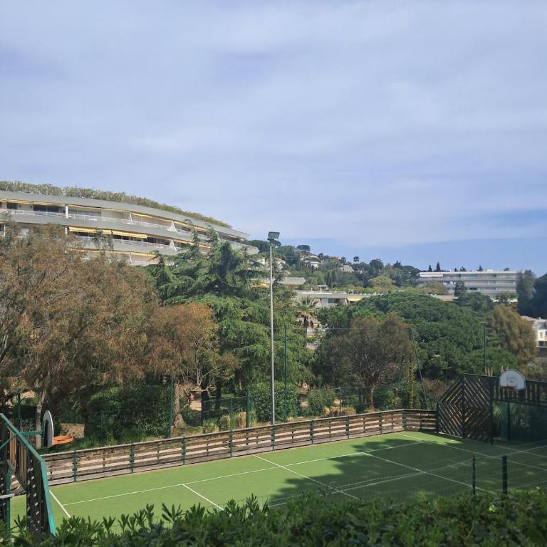 Résidence piscine vue mer parking 4 personnes - Apartment mit 1 Schlafzimmer, Meerblick und Terrasse - 10