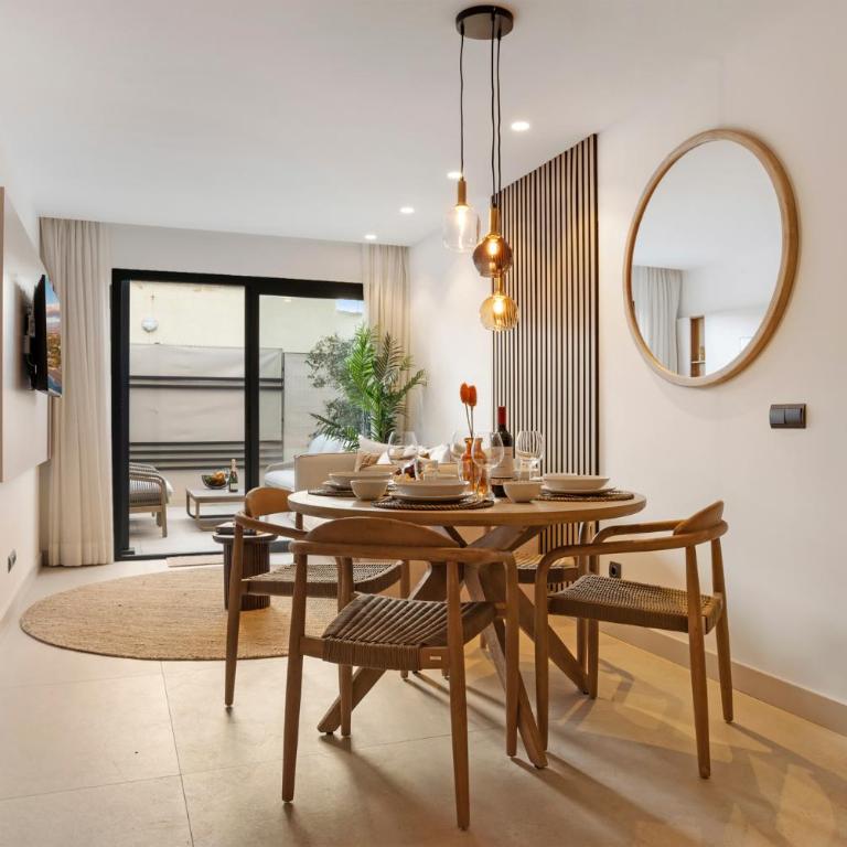 Stylish 2BR in Estepona, Walk to Beach & Old Town - Apartamento de 2 dormitorios - 7