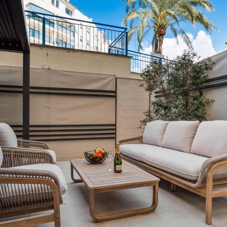 Stylish 2BR in Estepona, Walk to Beach & Old Town - Apartamento de 2 dormitorios - 12