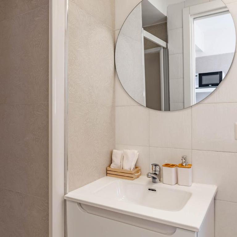 4 Twins - Central Room - Appartamento con 1 Camera da Letto - 35