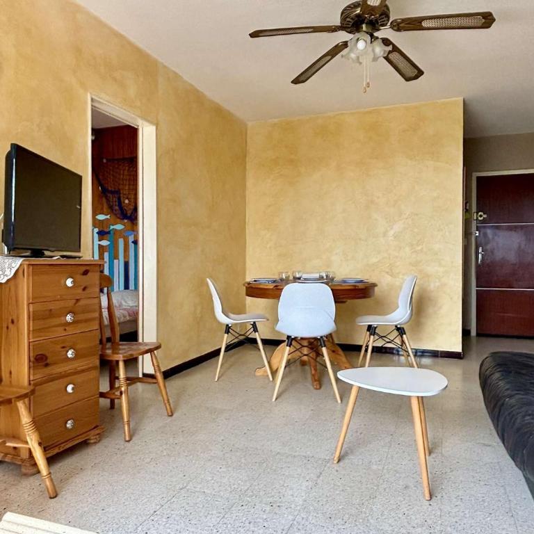 Appartement 2 pièces à 500m de la mer- 4 couchages - AR200-086 - Apartment - 5