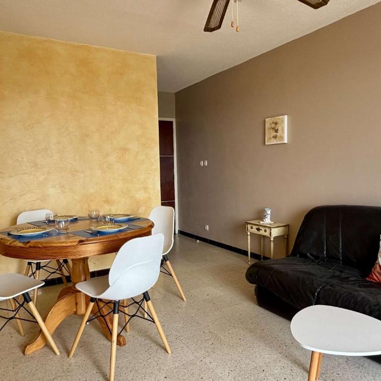 Appartement 2 pièces à 500m de la mer- 4 couchages - AR200-086 - Apartment - 6