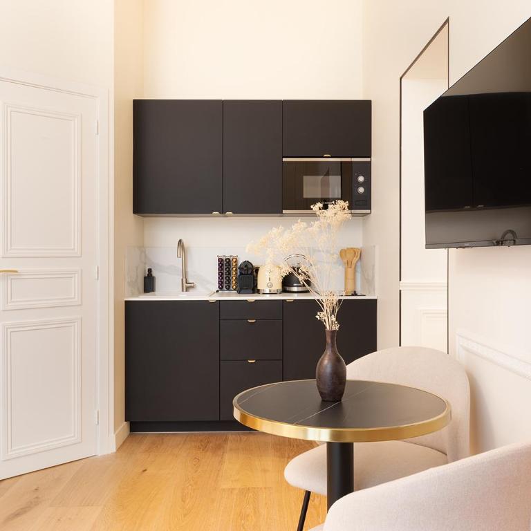 Pick A Flat's Apartments in Opéra- Rue Saint-George - Studio - 10