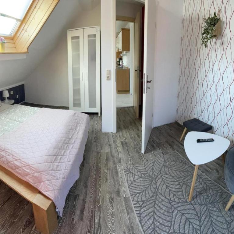 LA Boutique House - Apartment mit 2 Schlafzimmern und Balkon - 7