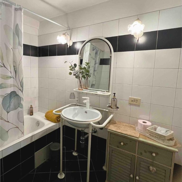 Apartment in Rome-Trastevere - Amorhome - Appartamento con 3 Camere da Letto - 34