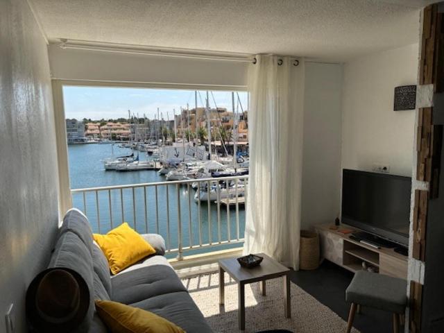 Studio Cabine Vue Port Gruissan - One-Bedroom Apartment - 12