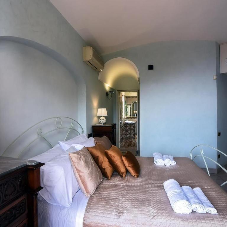 Villa Margherita Amalfi Coast - Camera Matrimoniale Deluxe con Balcone e Vista Mare - 19