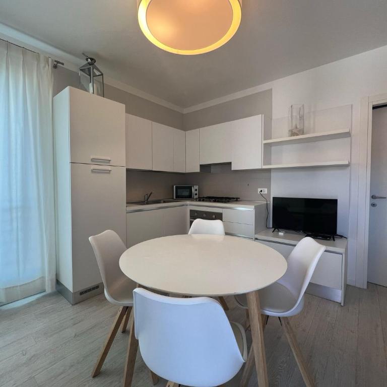 Villa Giulia Family Apartments- LeresidenzediJesolo - Deluxe One-Bedroom Apartment - 8