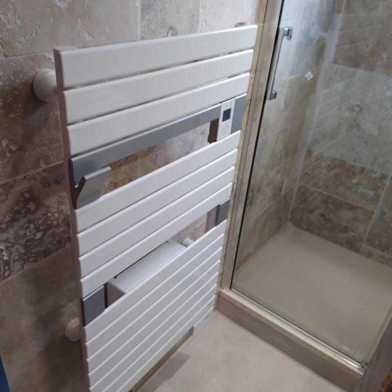 Maisonnette au calme, T3, 6 pers résidence avec piscine et wifi privée proche lac et océan - Maison 2 Chambres - 16