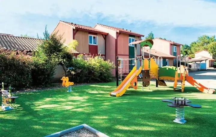 Maisonnette au calme, T3, 6 pers résidence avec piscine et wifi privée proche lac et océan - Maison 2 Chambres - 27