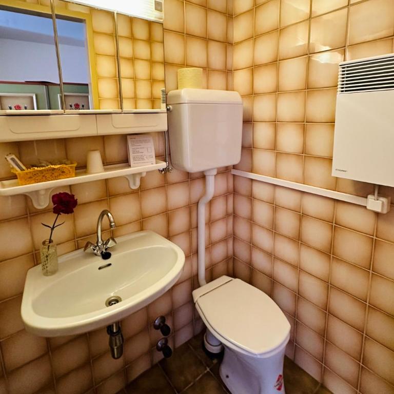 Landhotel Gasthof Eichhof Natters - Doppelzimmer mit Balkon - 13