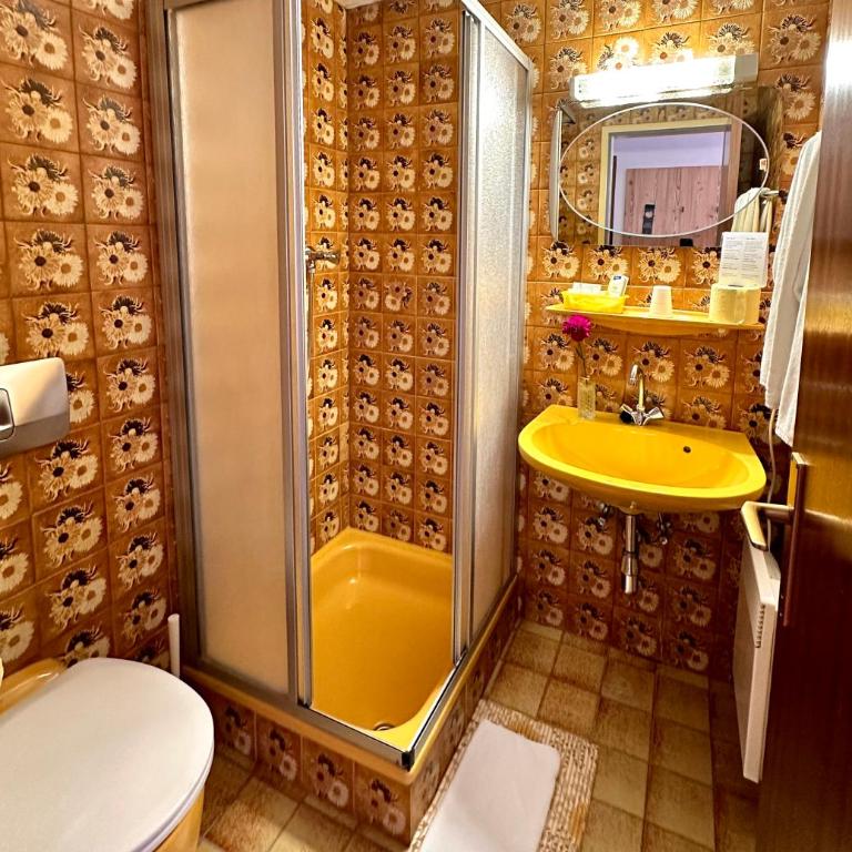 Landhotel Gasthof Eichhof Natters - Doppelzimmer mit Balkon - 10