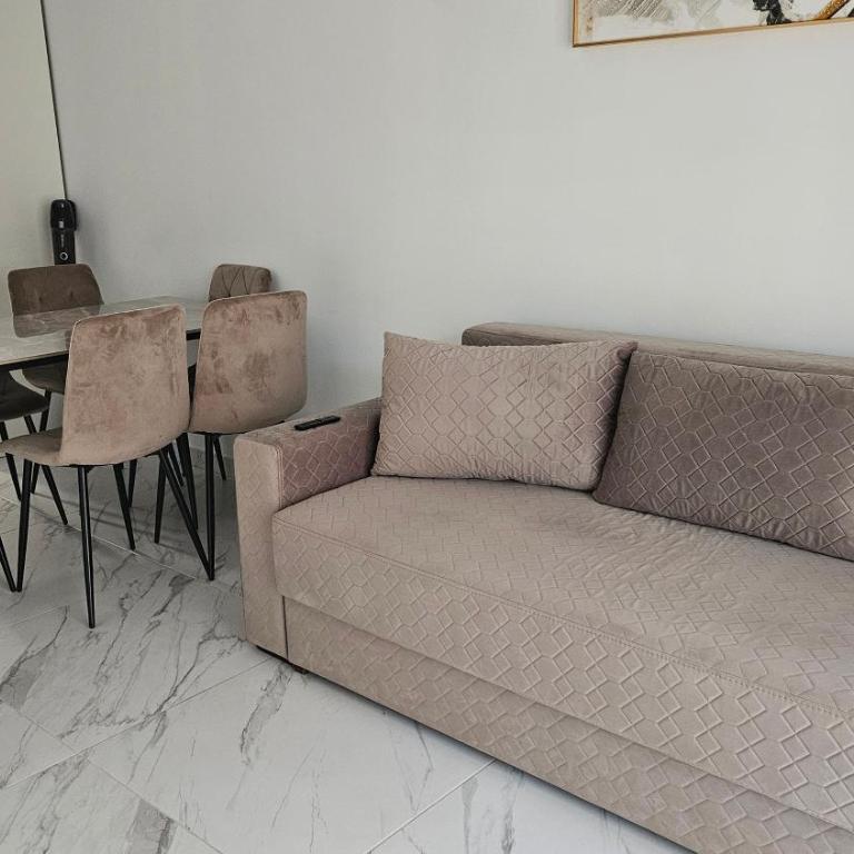 Luxury Beachfront Family Apartment - Two-Bedroom Apartment - 9