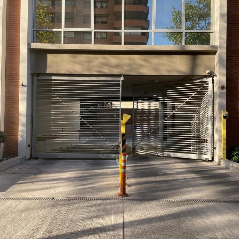 2D2B con estacionamiento, Metro Manquehue - Apartamento de 2 dormitorios - 18