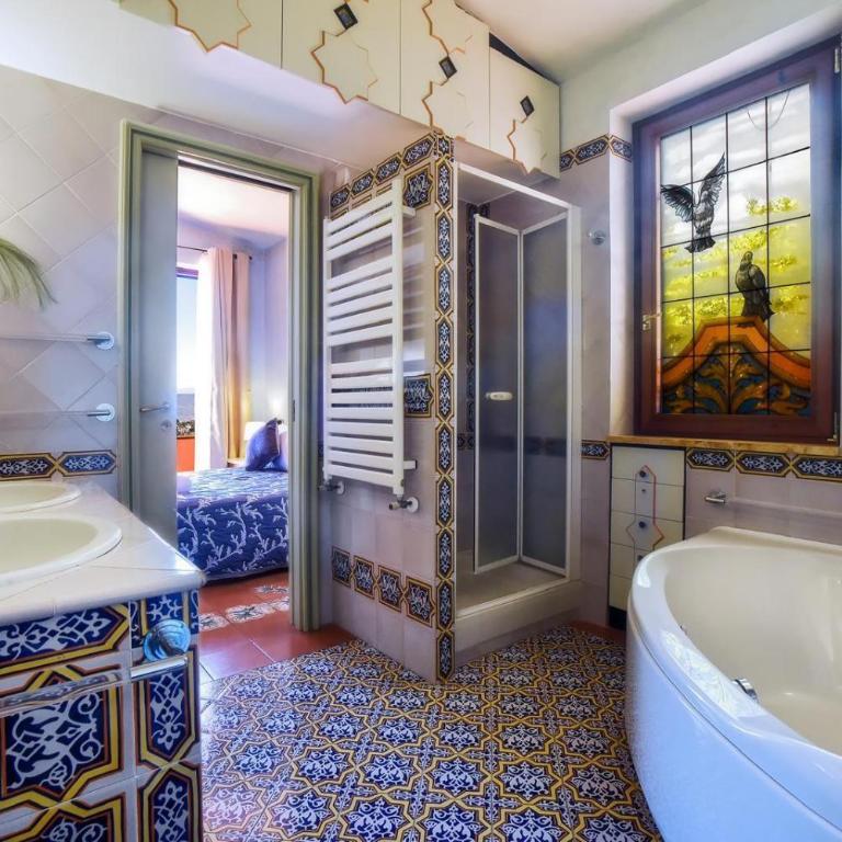 Villa Margherita Amalfi Coast - Camera Matrimoniale Deluxe con Balcone e Vista Mare - 38