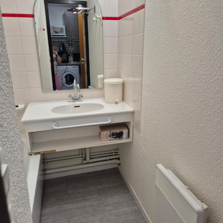 Résidence les Mélèzets 2 au pieds des pistes et des commerces - Apartamento de 1 dormitorio - 9