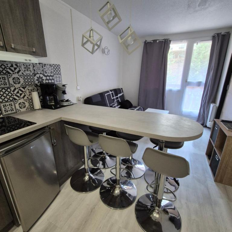 Résidence les Mélèzets 2 au pieds des pistes et des commerces - Apartamento de 1 dormitorio - 3